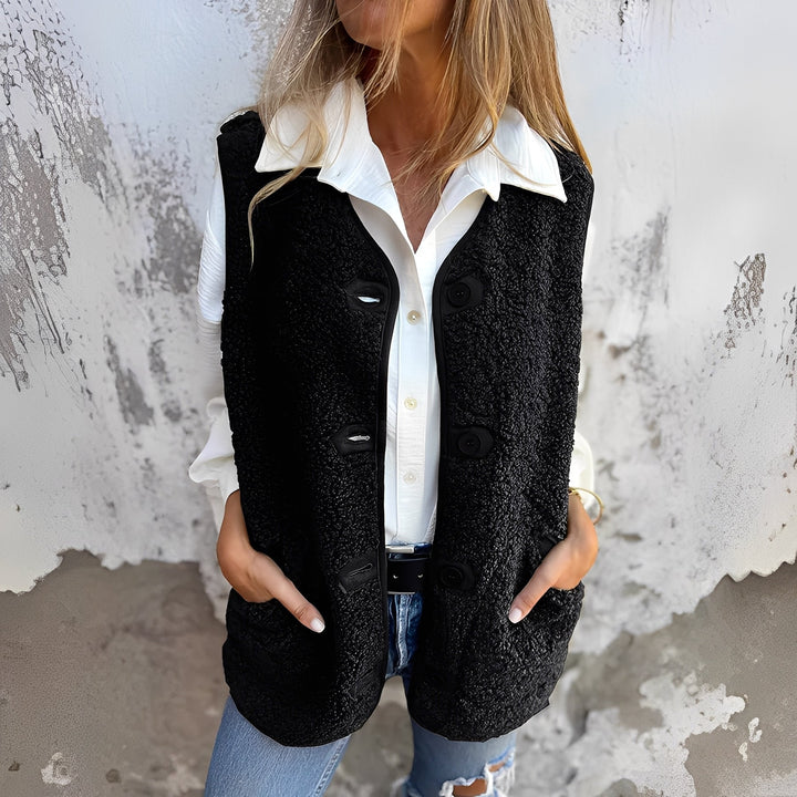Linda | Gilet with warmth and style